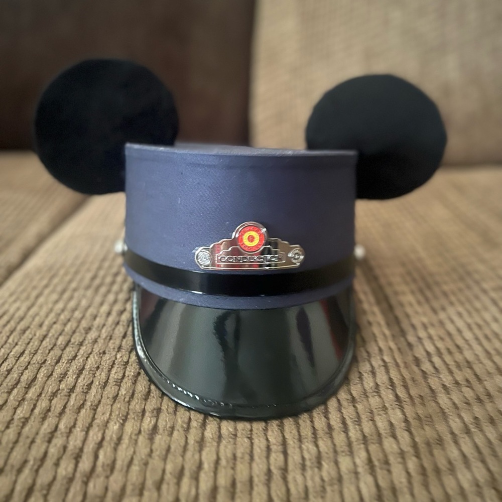 NWT Rare Disney Mickey Mouse Ears Conductor Hat Red Car Trolley Youth / SM / MED
